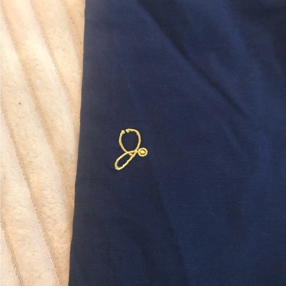 Blue Jannuu scrub set medium - Picture 9 of 10